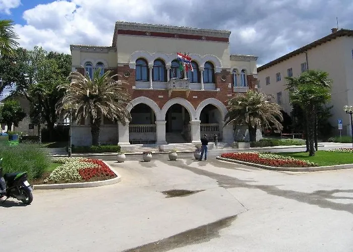 Pool-apartments Lejlighed