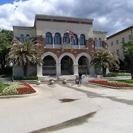 Pool-apartments Апартаменты