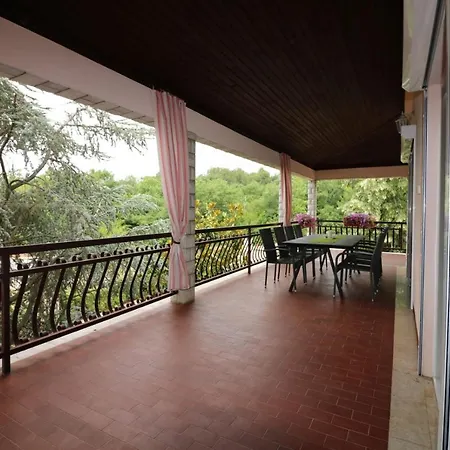 Pool-apartments Апартаменты *