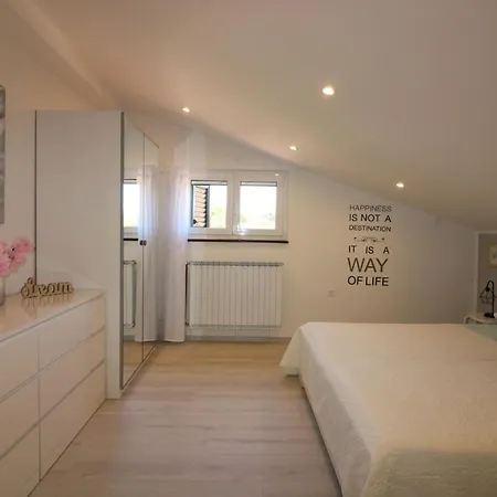 Pool-apartments * Пореч