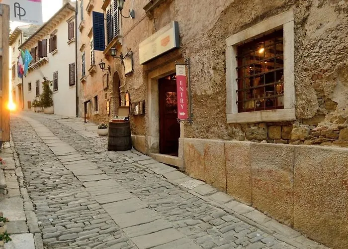 Pool-apartments Πόρετς